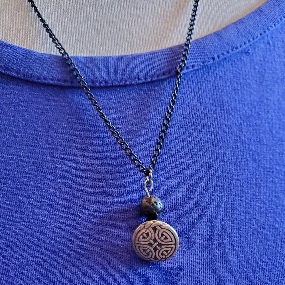 19" Black Chain Lava Bead Design Pendant Necklace